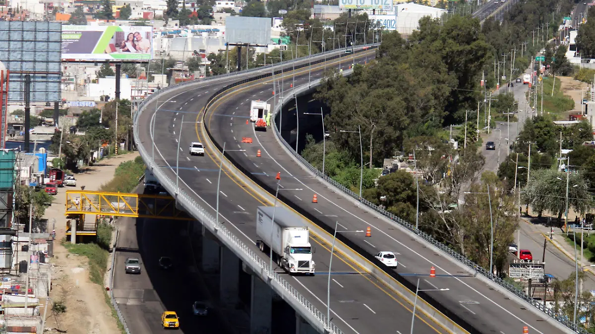 AUTOPISTA CARRETERA MEXICO-PUEBLA ivan venegas (7)